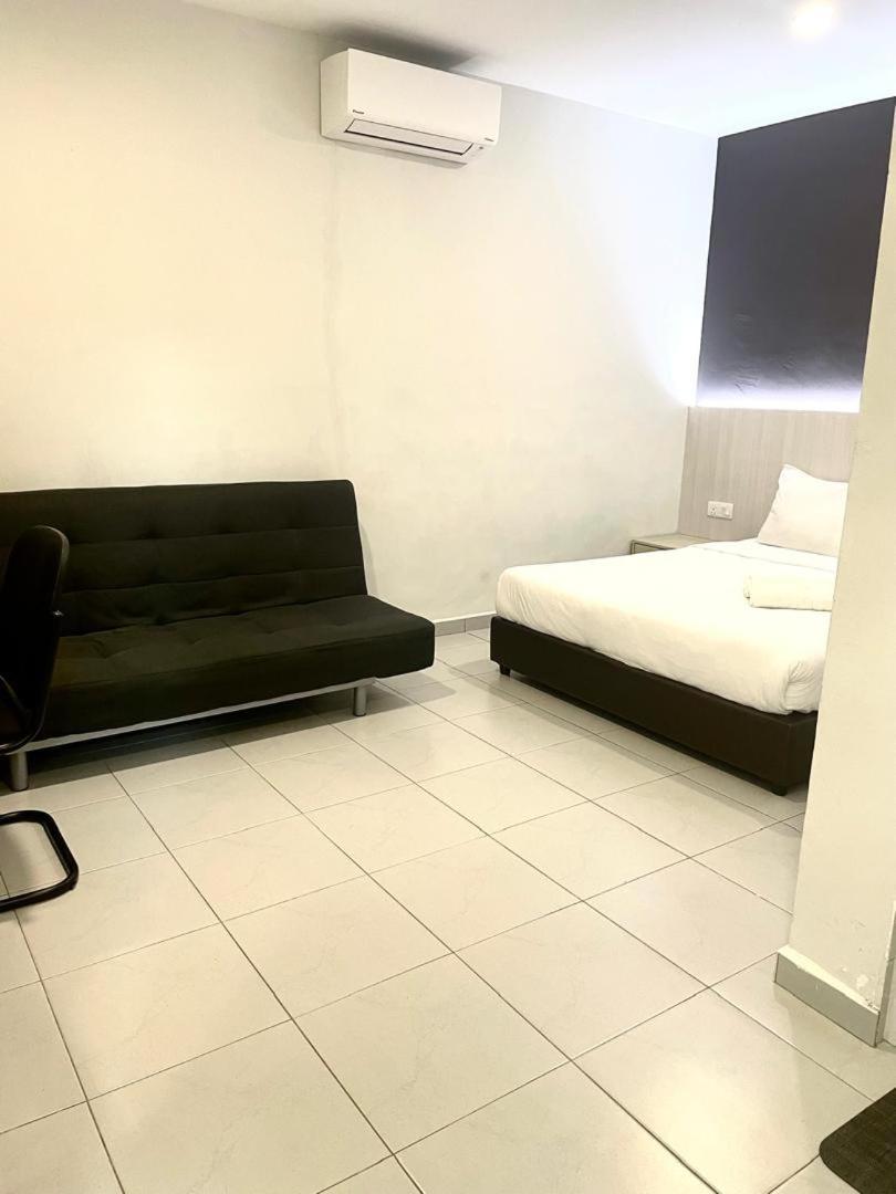Garden Inns Motel Kangar Exterior photo