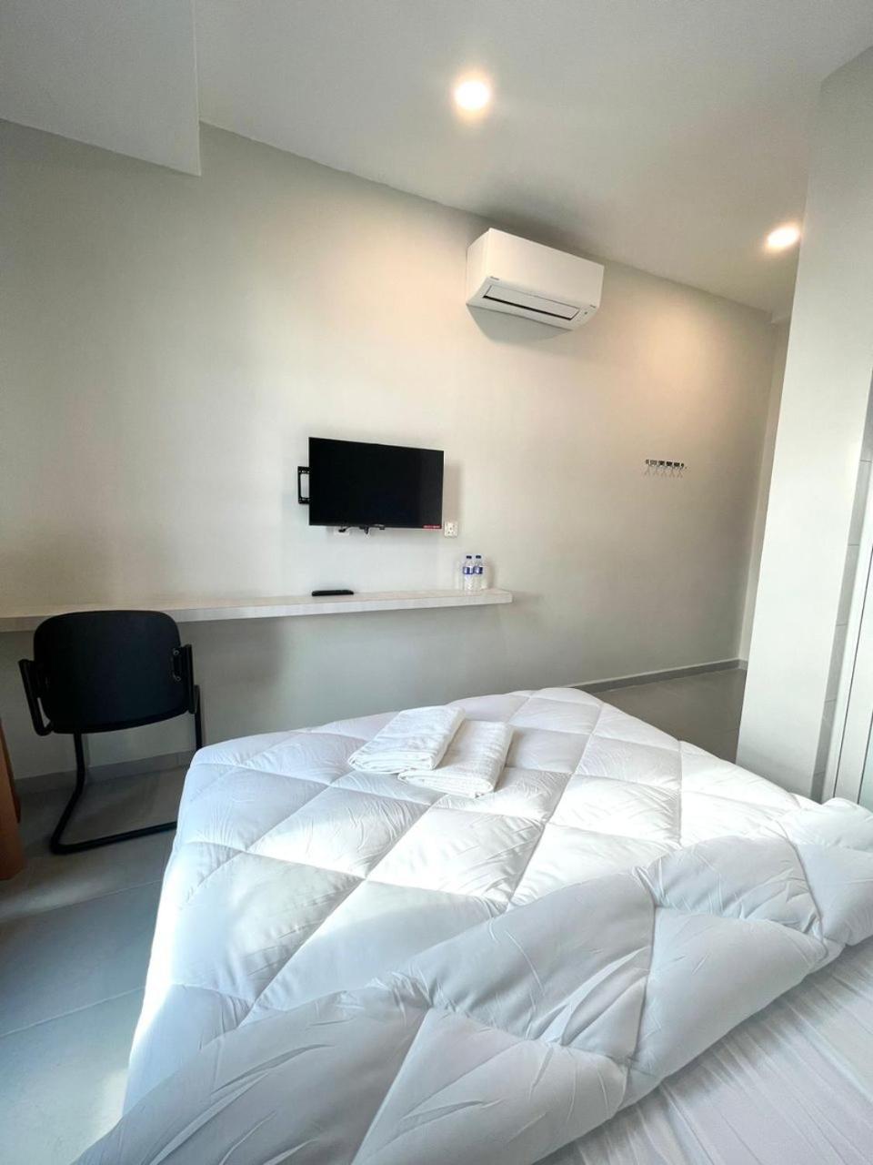 Garden Inns Motel Kangar Exterior photo