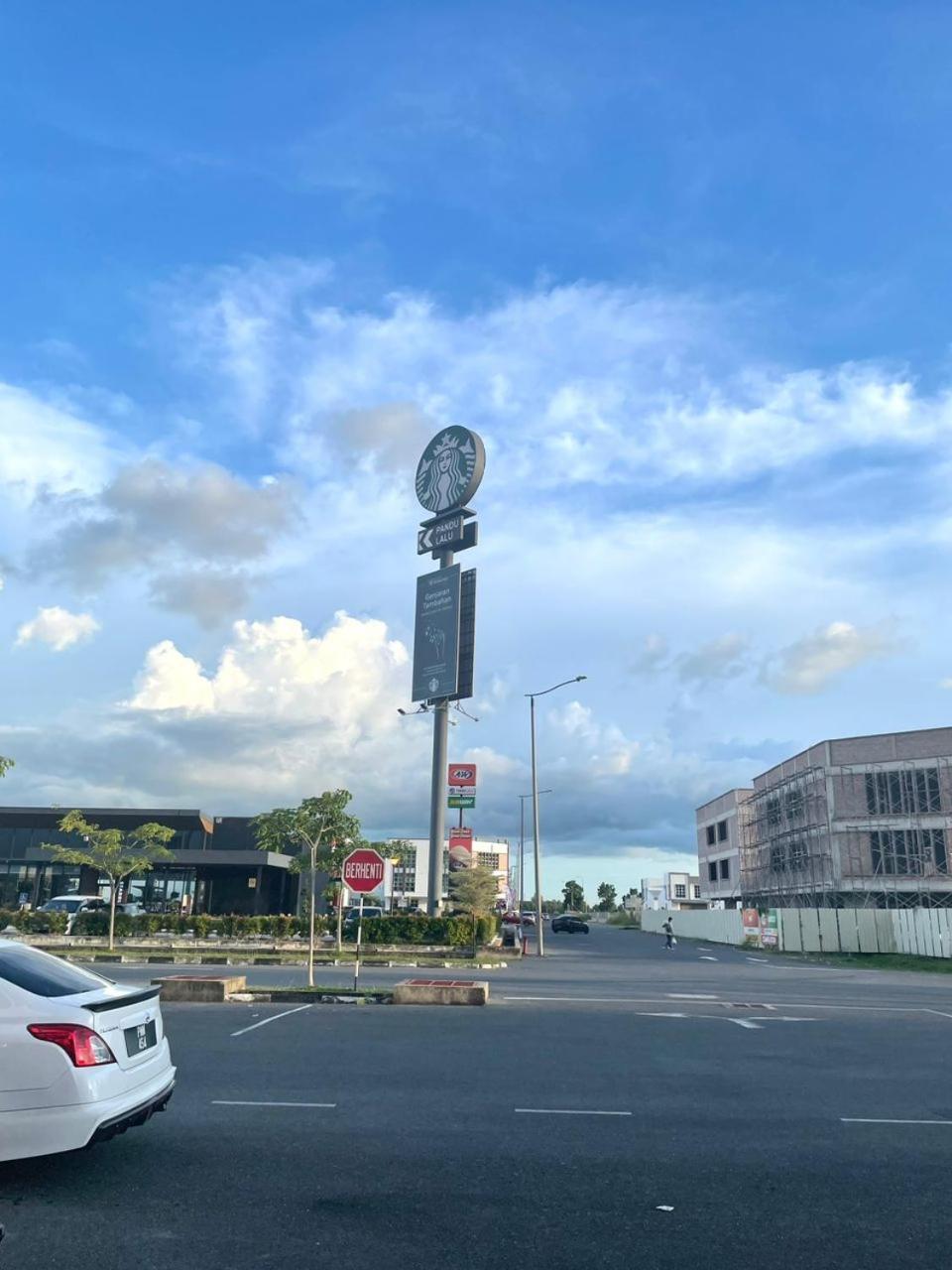 Garden Inns Motel Kangar Exterior photo